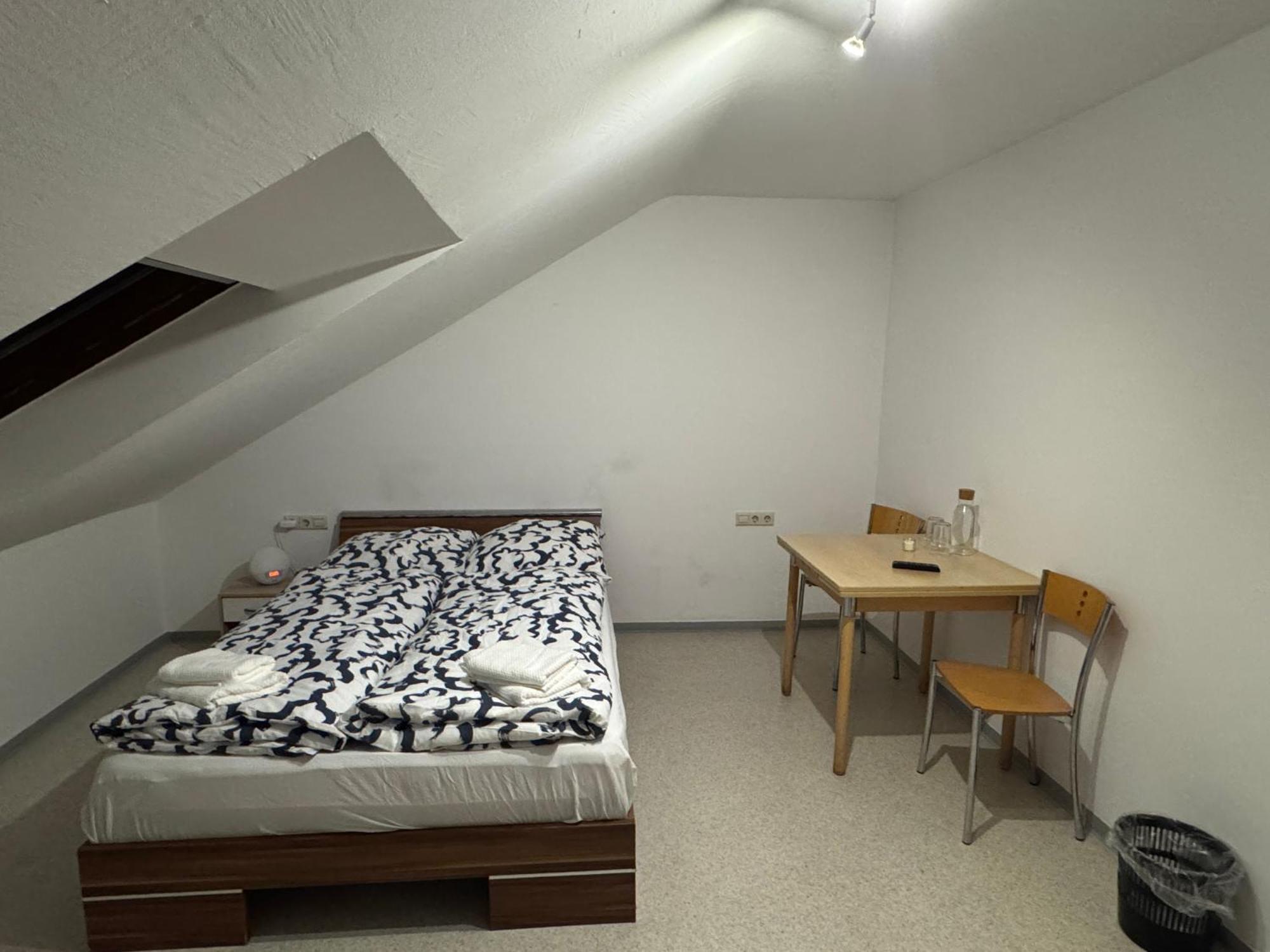 Ferienzeit Apartment Karlsruhe Ngoại thất bức ảnh